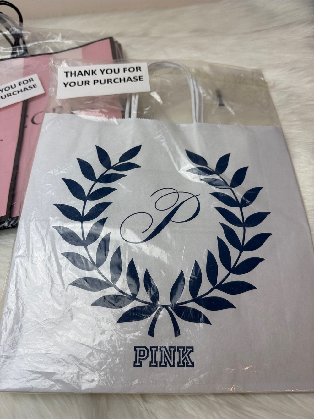 (8) Victoria’s Secret & PINK gift bags shopping bags - Picture 10 of 13